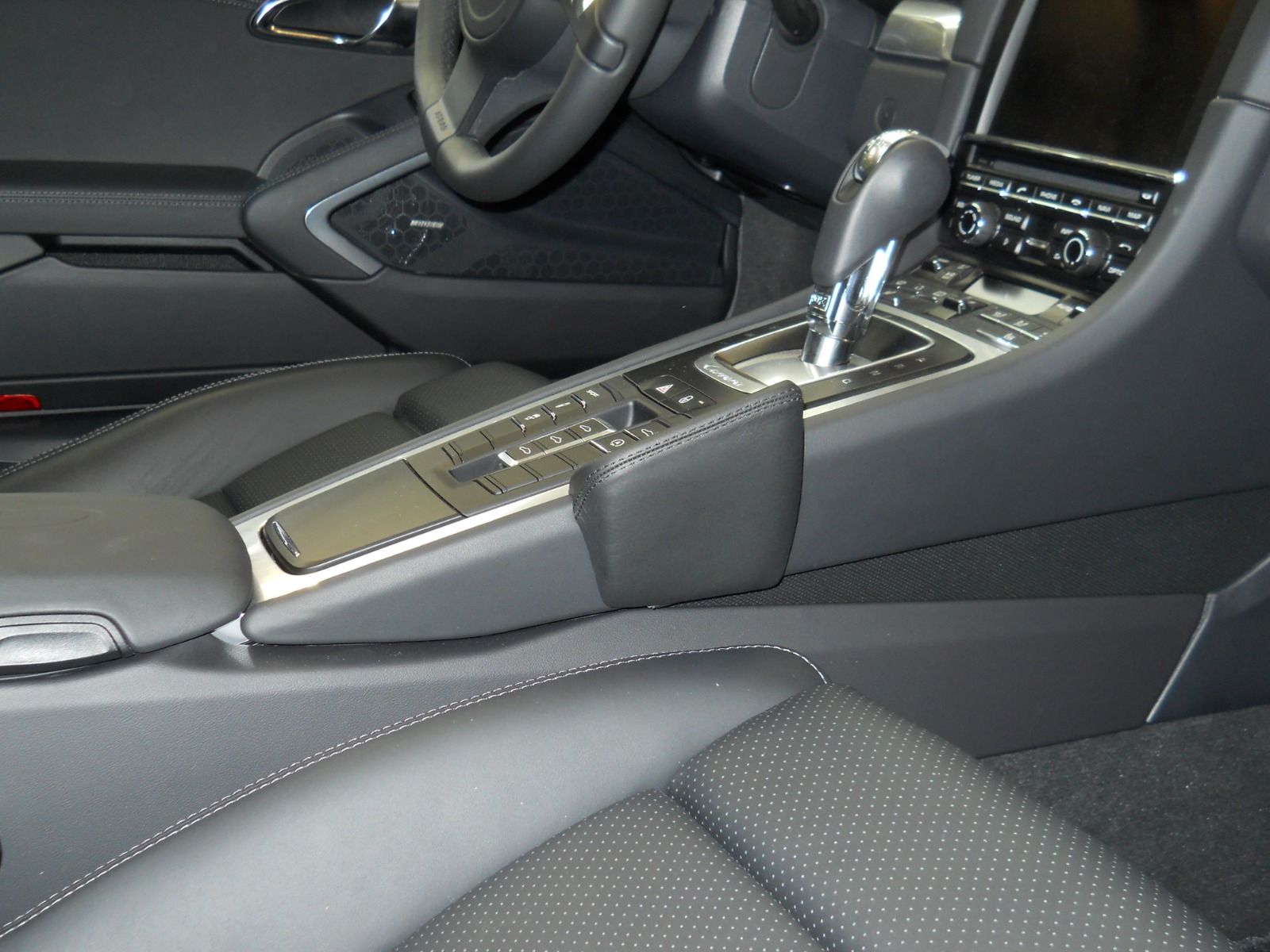 Kuda console Porsche 911 (991) vanaf 11/2011 zwart