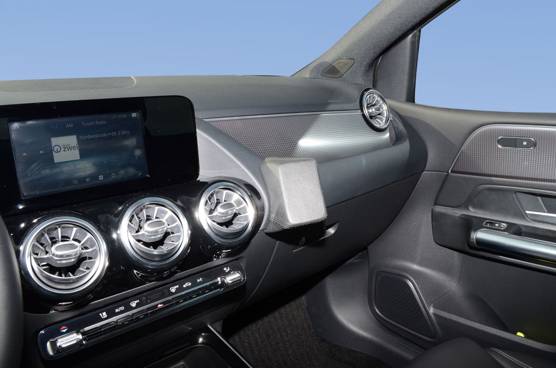 Kuda console Mercedes Benz B-Class 2019-