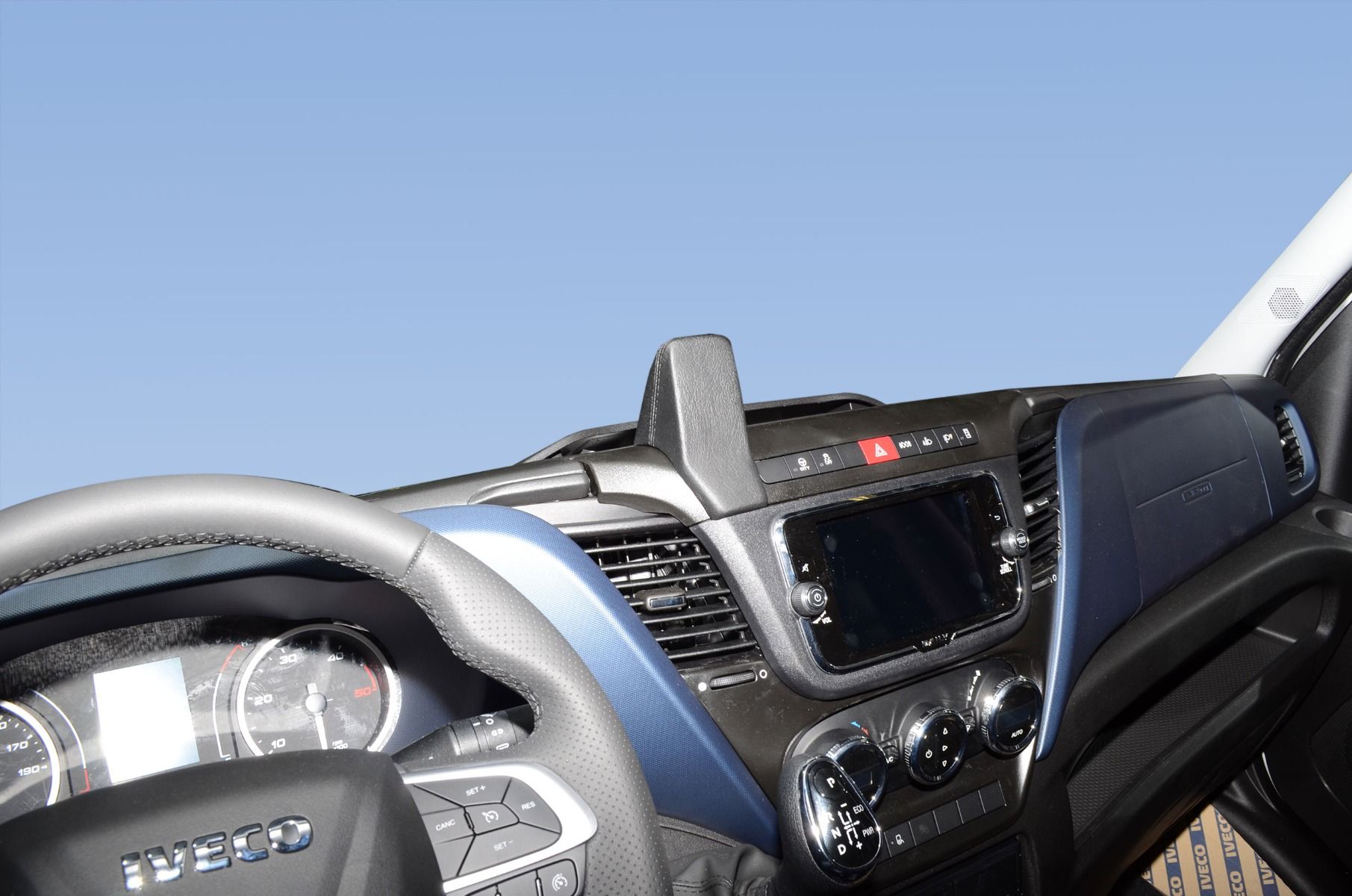 Kuda console Iveco Daily 2014-/ 2019-NAVI