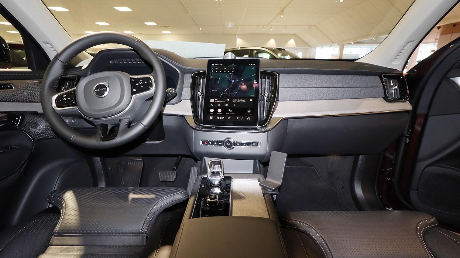 Proclip Volvo XC90 25- Console mount