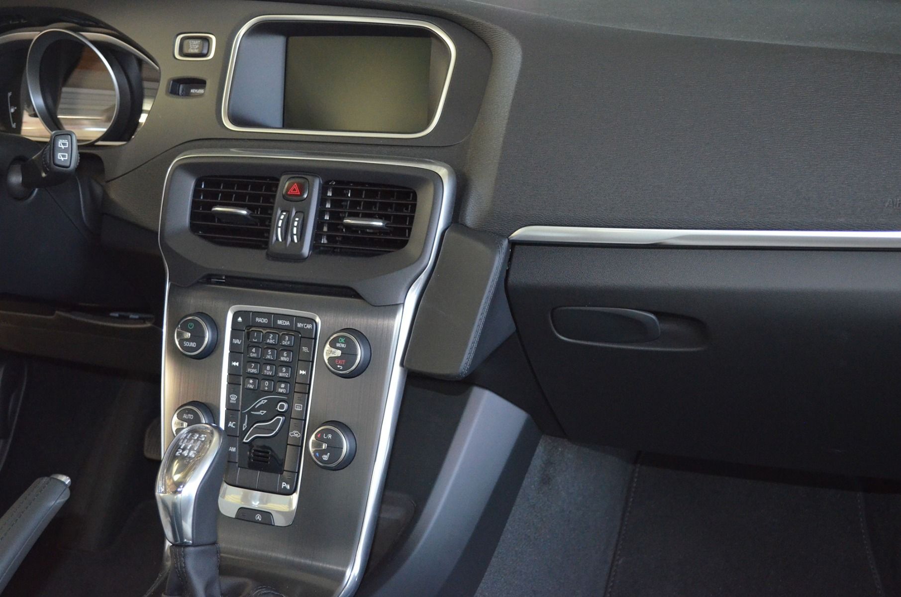 Kuda console Volvo V40 10/2012-